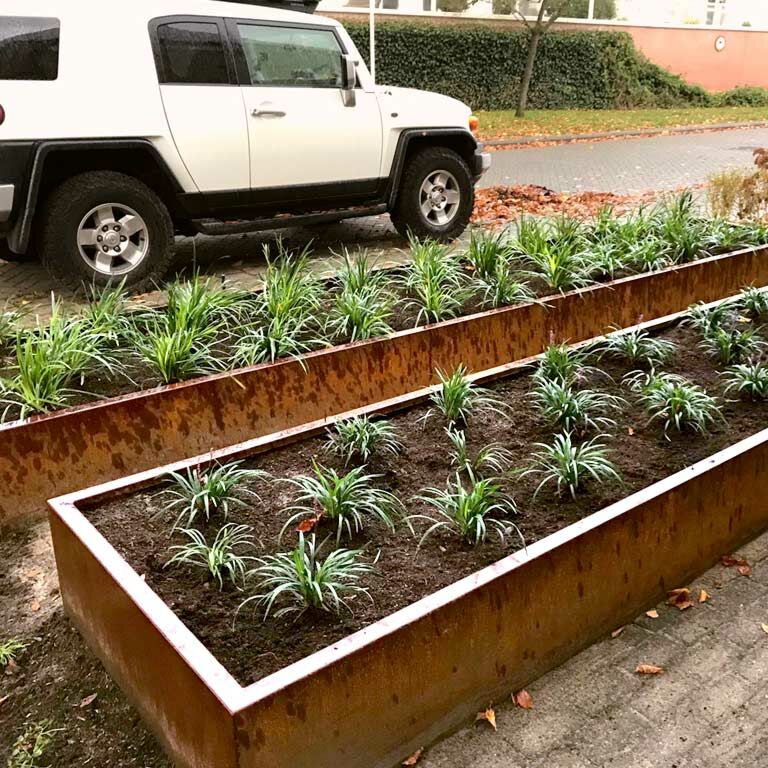 Hochbeet aus Cortenstahl Texas xxl 500 x 80 cm