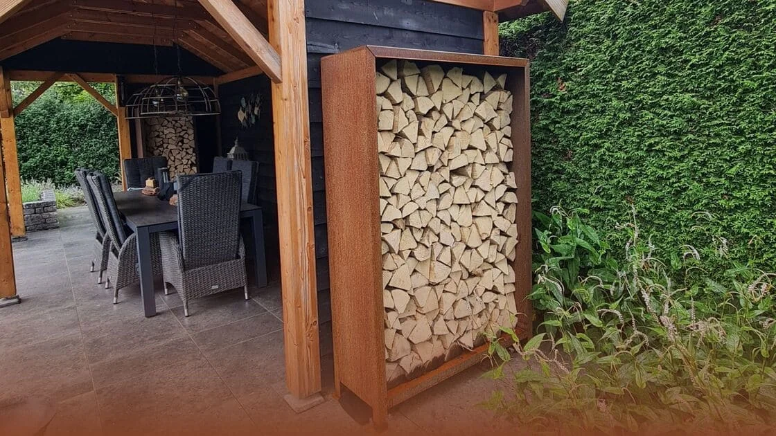 Wie pflege ich mein Brennholz in meinem Holzlager?